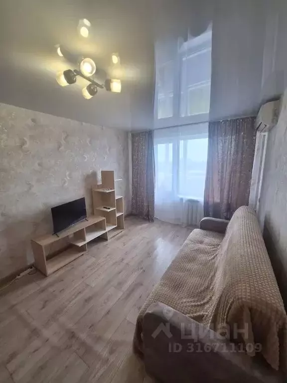 2-к кв. Волгоградская область, Волгоград Шауляйская ул., 6 (42.0 м) - Фото 0