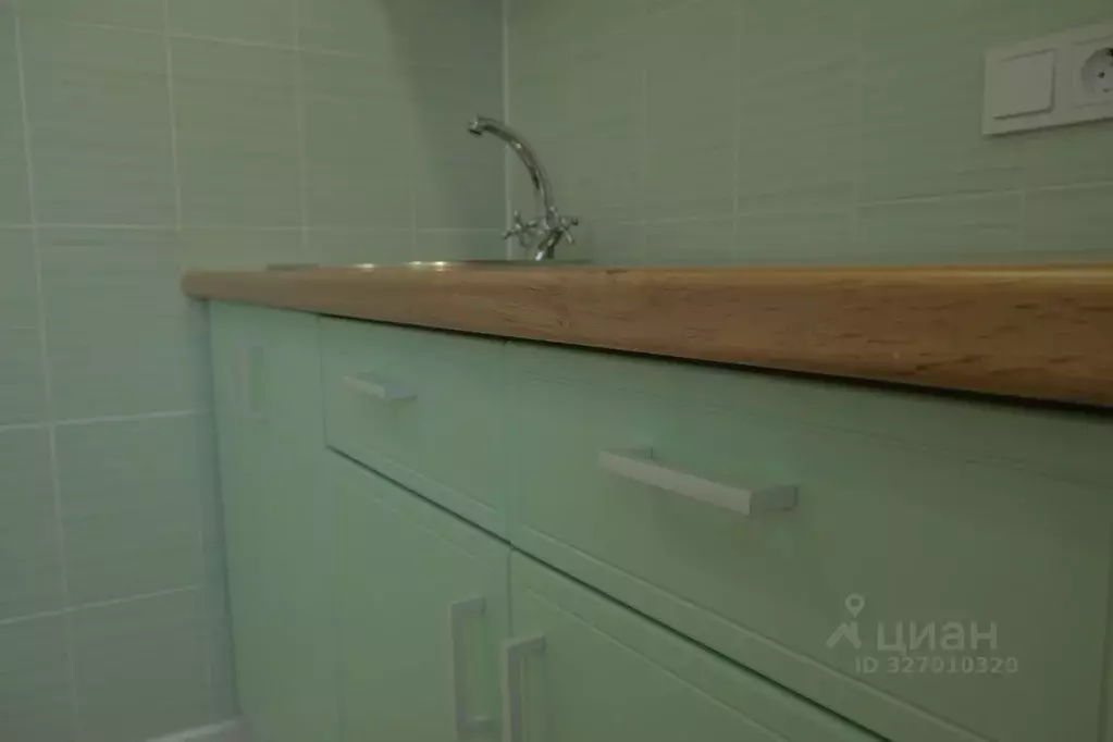 2-к кв. Омская область, Омск ул. 4-я Транспортная, 10 (44.4 м) - Фото 2