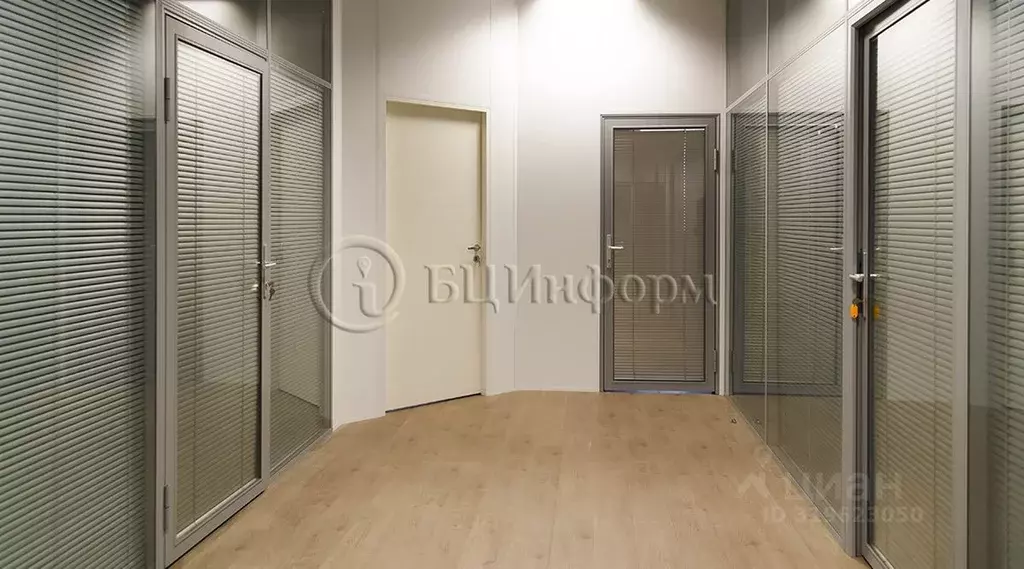 Офис в Санкт-Петербург пл. Карла Фаберже, 8В (2939 м) - Фото 1
