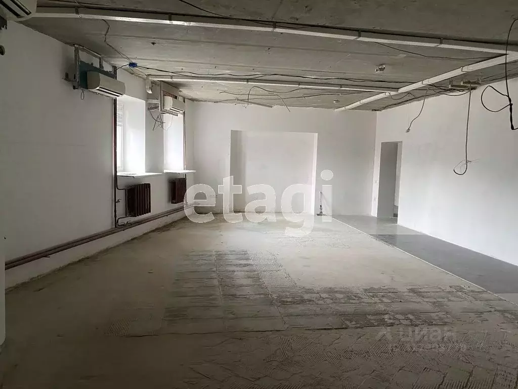 Помещение свободного назначения в Тюменская область, Тюмень ул. Клары ... - Фото 0
