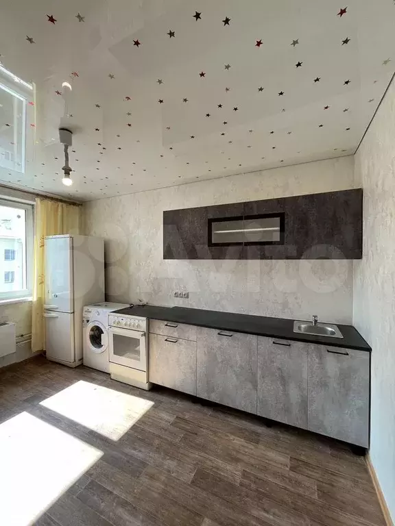 1-к. квартира, 42 м, 5/5 эт. - Фото 0