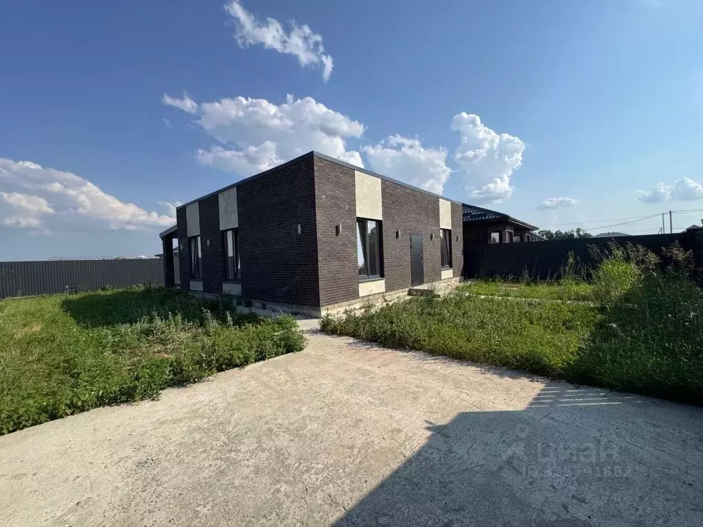 Дом в Краснодарский край, Краснодар Копанской хут., ул. Карнавальная, ... - Фото 1