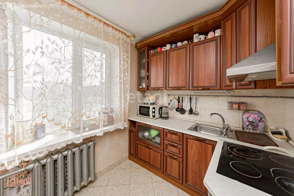 2-комнатная квартира: Тюмень, улица Монтажников, 16 (53.6 м) - Фото 1