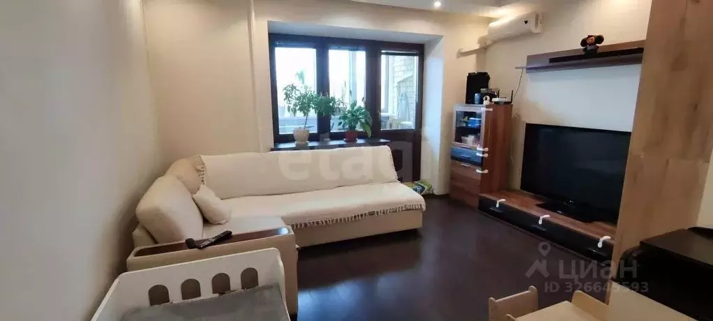 1-к кв. Тюменская область, Тюмень Мельничная ул., 26 (49.1 м) - Фото 1