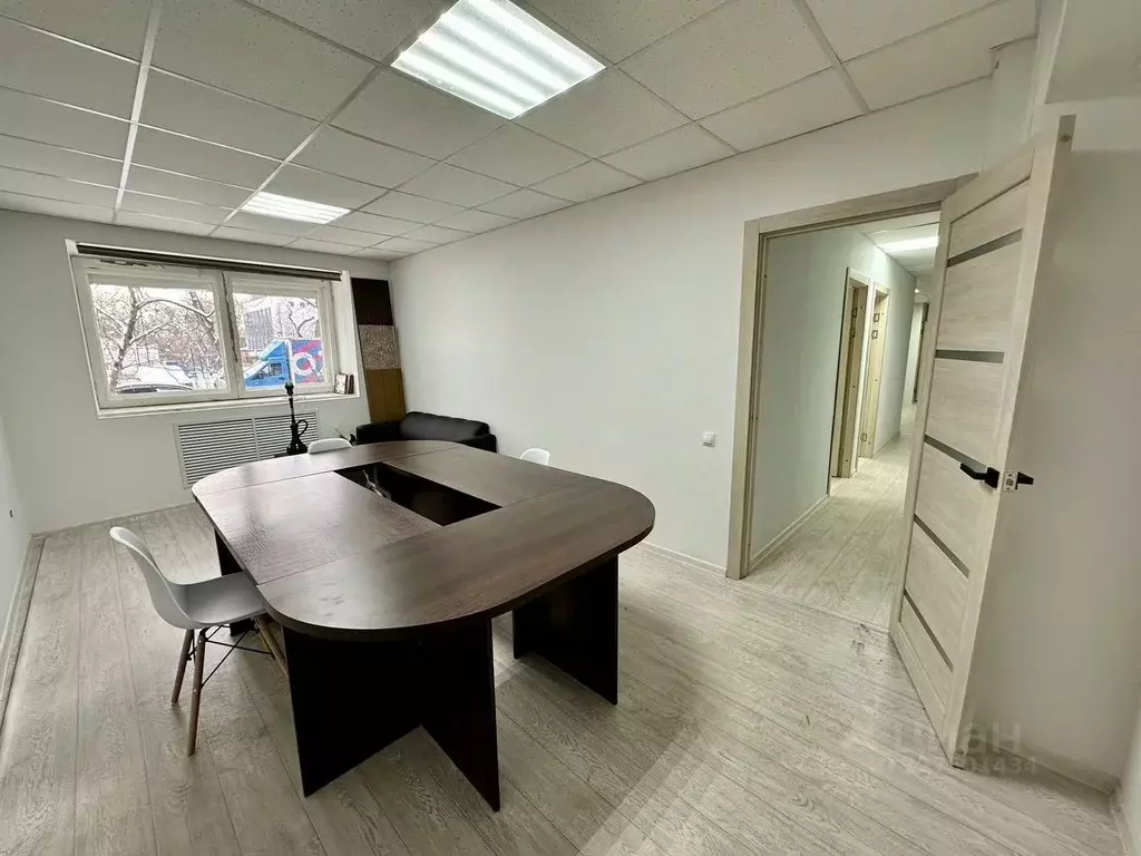 Помещение свободного назначения в Свердловская область, Екатеринбург ... - Фото 1