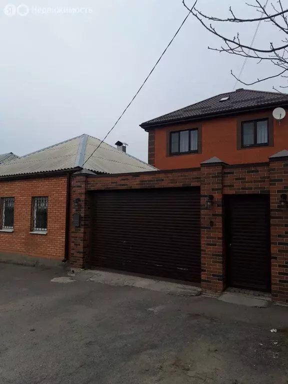 Дом в Ростов-на-Дону, Алтайская улица, 6 (220 м) - Фото 1