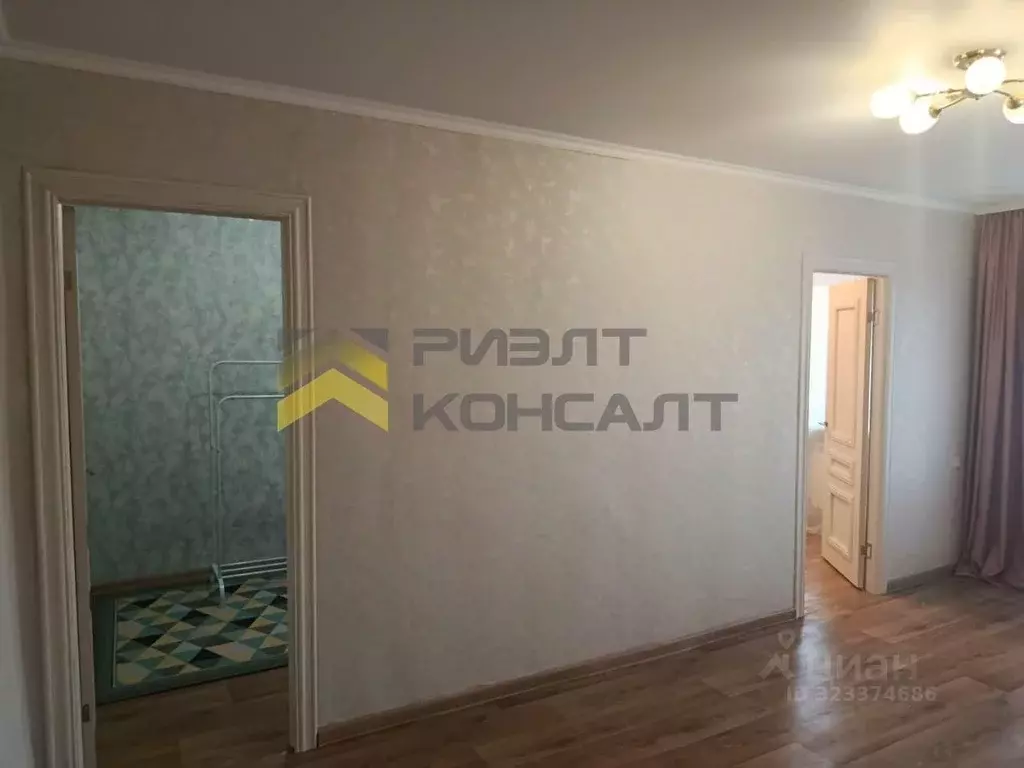 2-к кв. Омская область, Омск просп. Космический, 25 (46.0 м) - Фото 2