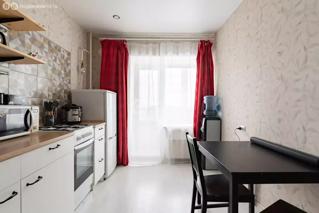 1-комнатная квартира: Гатчина, улица Красных Военлётов, 4А (37.4 м) - Фото 2