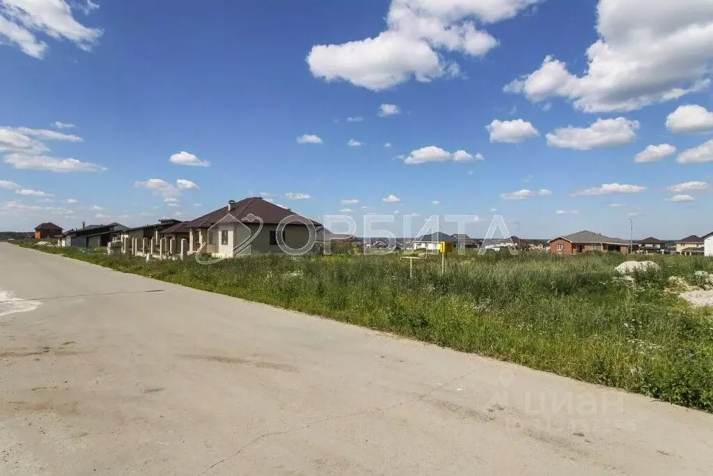 Участок в Тюменская область, Тюменский район, с. Кулаково ул. ... - Фото 1
