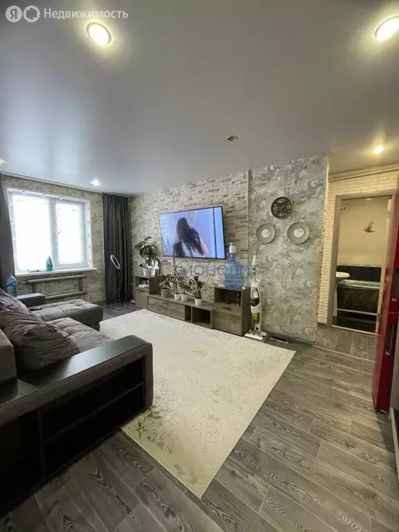 3-комнатная квартира: Нижний Новгород, Союзный проспект, 9 (62.2 м) - Фото 2