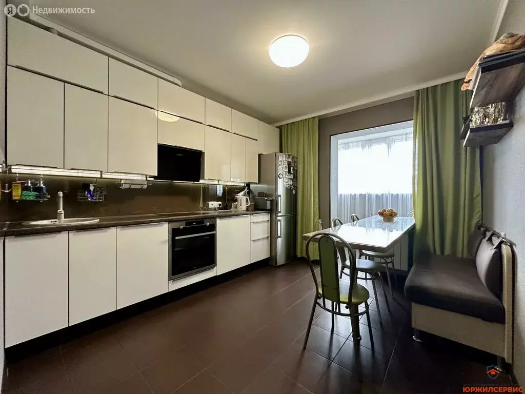3-комнатная квартира: Домодедово, улица Текстильщиков, 31Г (77.9 м) - Фото 0