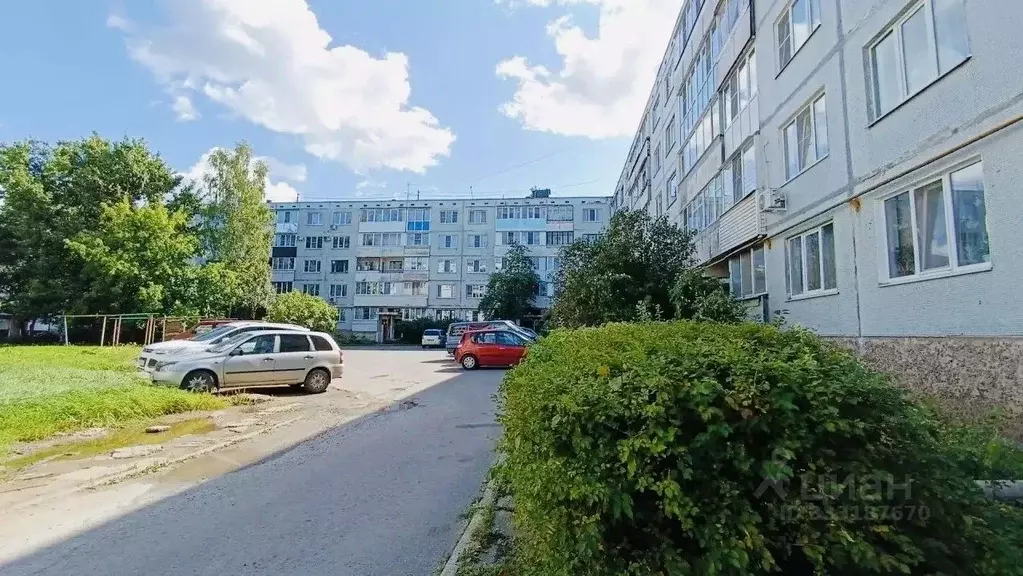 2-к кв. Псковская область, Псков Петровская ул., 10 (49.8 м) - Фото 1