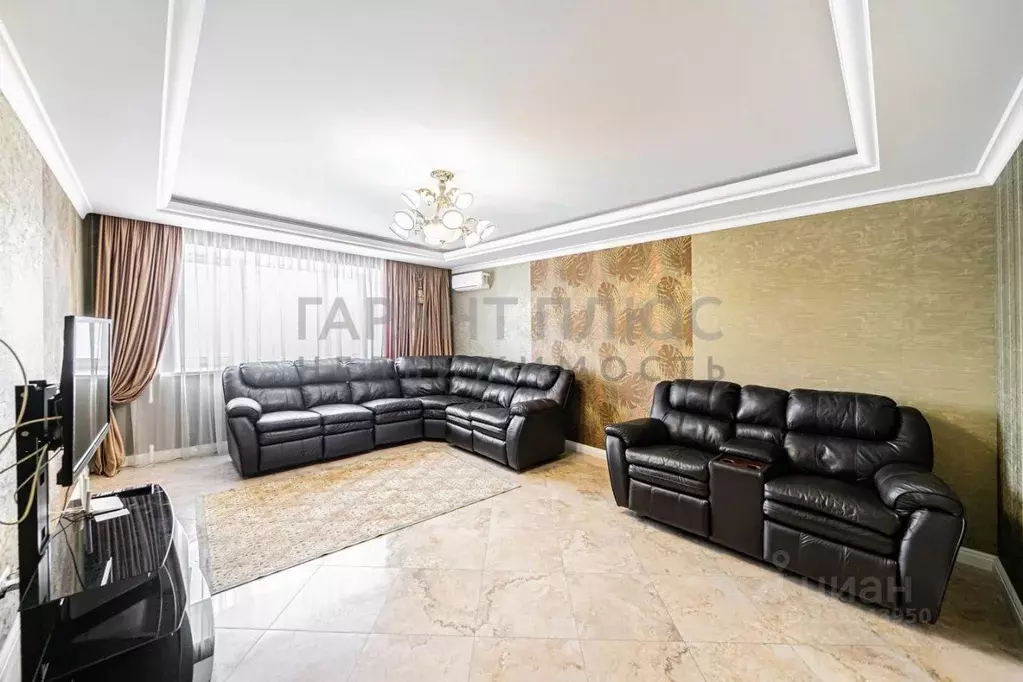 3-к кв. Липецкая область, Липецк ул. Космонавтов, 3А (100.0 м) - Фото 1