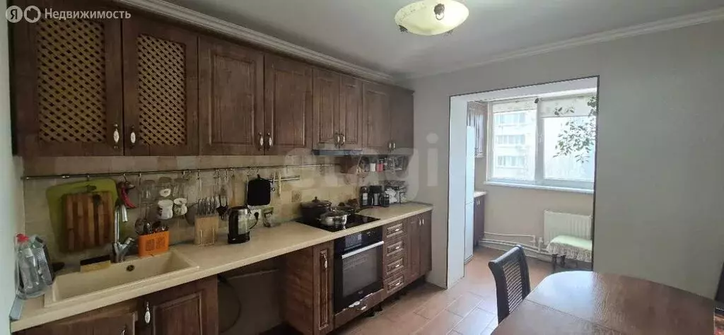 2-комнатная квартира: Алушта, Юбилейная улица, 38 (64.4 м) - Фото 0