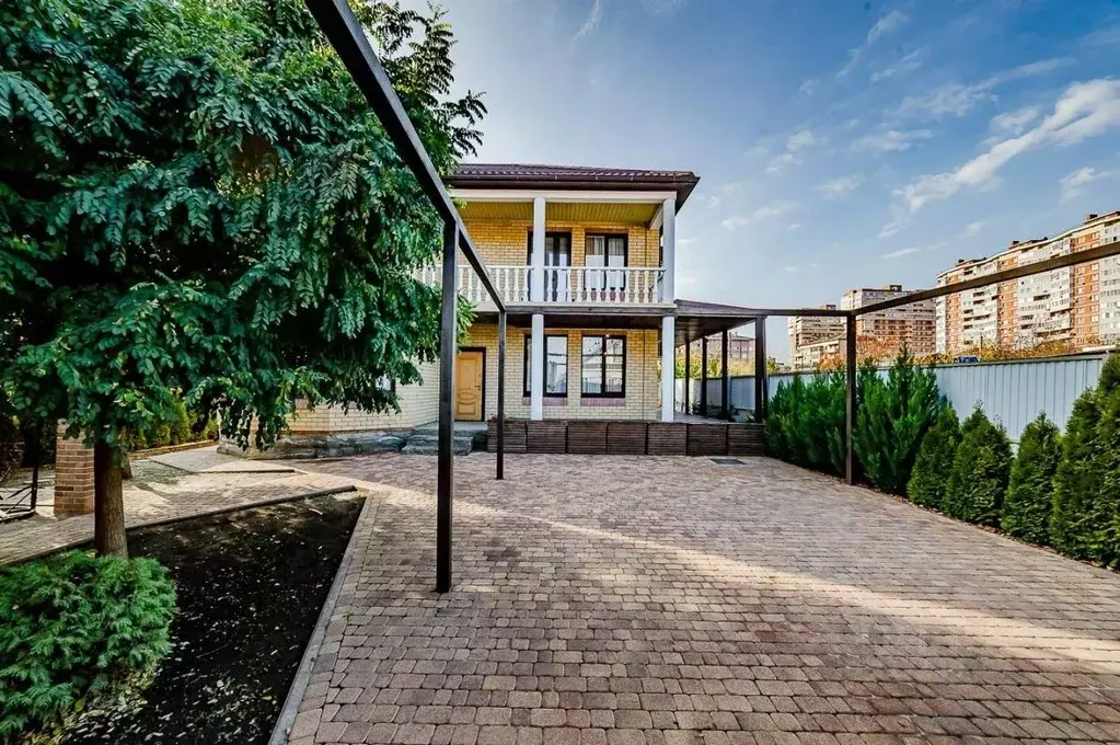 Дом в Краснодарский край, Краснодар Ленинский пер., 31/491 (160 м) - Фото 1