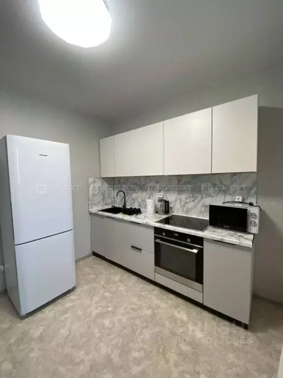 2-к кв. Татарстан, Казань ул. Братьев Батталовых, 27 (75.0 м) - Фото 2