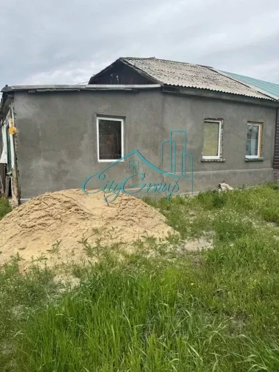 Дом в Оренбургская область, Орск пос. Первомайский, ул. Ватутина, 29 ... - Фото 0