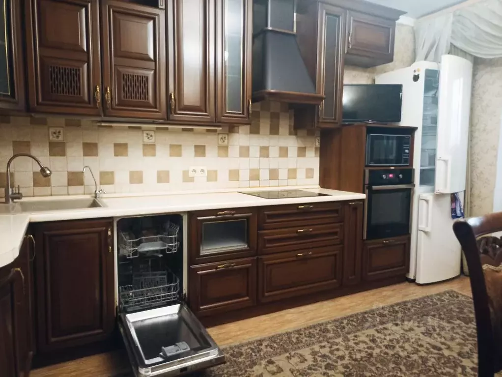 2-к кв. Воронежская область, Воронеж ул. МОПРА, 2А (70.0 м) - Фото 0