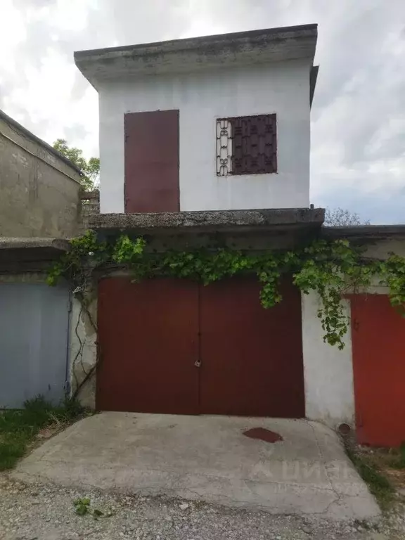 Гараж в Краснодарский край, Новороссийск ул. Тобольская, 1 (20 м) - Фото 1