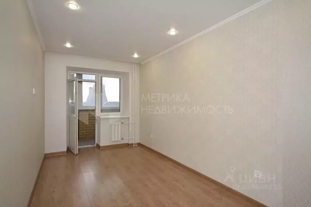 1-к кв. Тюменская область, Тюмень Широтная ул., 217 (42.5 м) - Фото 0