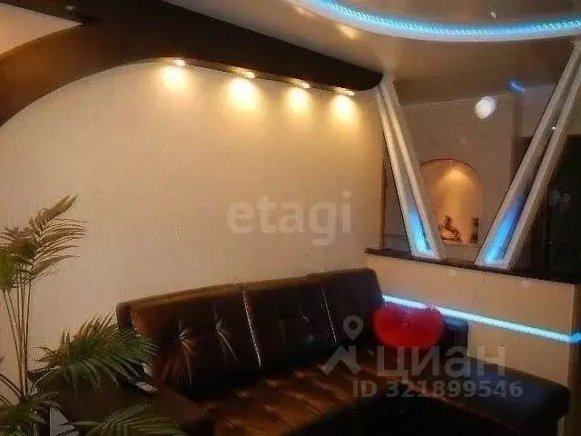 3-к кв. Ярославская область, Рыбинск Спортивная ул., 3 (59.1 м) - Фото 1