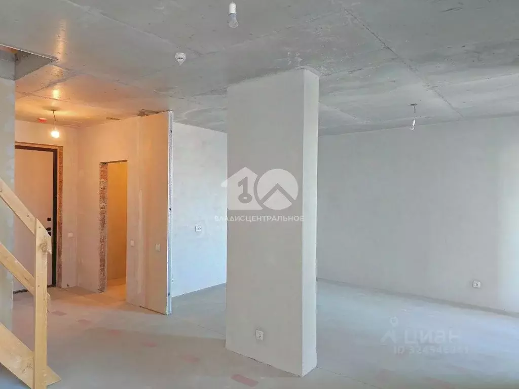 3-к кв. Новосибирская область, Новосибирск ул. Семьи Шамшиных, 93 ... - Фото 1