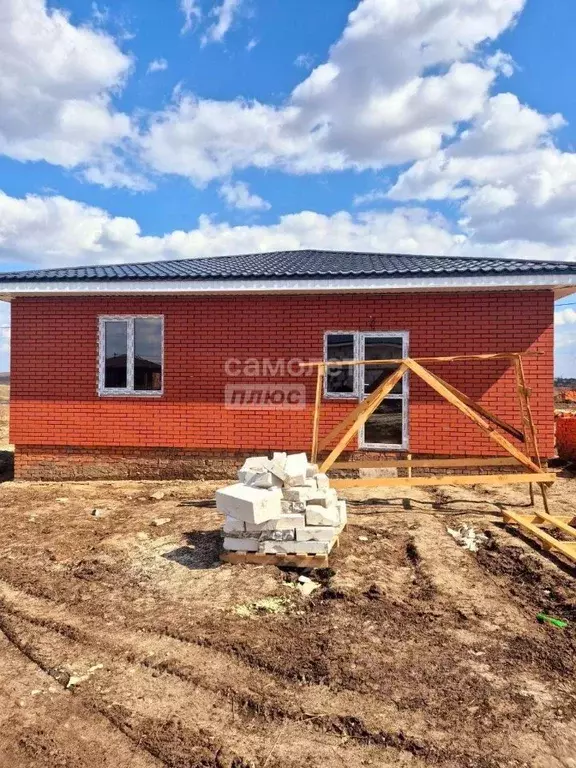 Дом в Курская область, Курский район, Рышковский сельсовет, Кислино ... - Фото 0