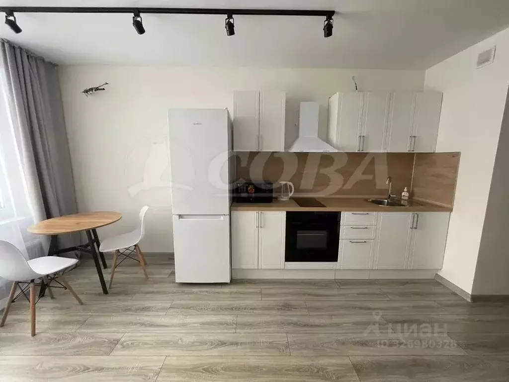 Студия Тюменская область, Тюмень ул. 50 лет Октября, 57Бк2 (36.0 м) - Фото 2