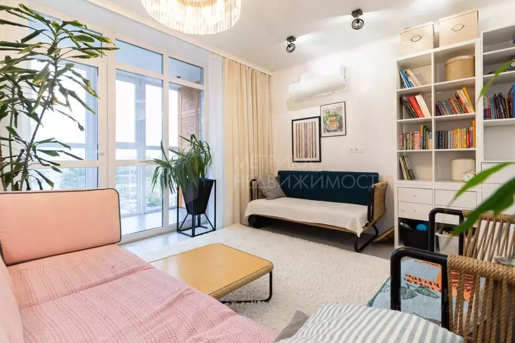 5-к кв. Тюменская область, Тюмень ул. Газовиков, 79 (148.0 м) - Фото 1