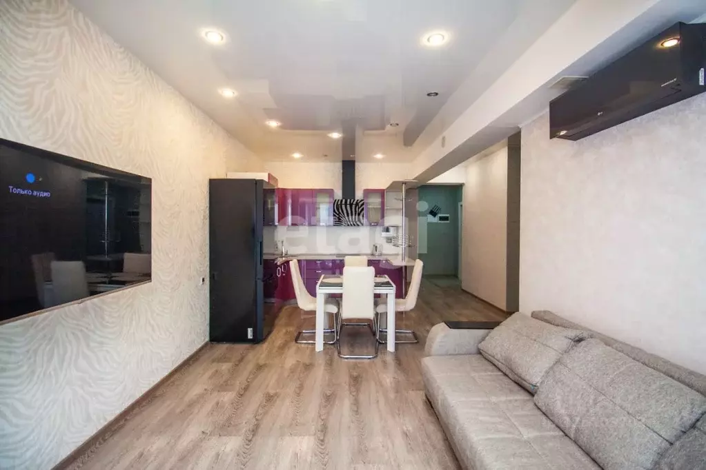 4-к кв. Сахалинская область, Южно-Сахалинск Коммунистический просп., ... - Фото 2