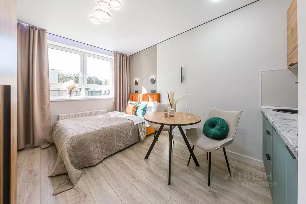 Студия Свердловская область, Екатеринбург ул. 8 Марта, 204Д (20.0 м) - Фото 1