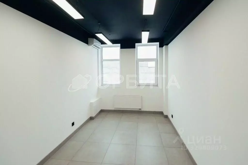 Офис в Тюменская область, Тюмень ул. Чекистов, 38 (12 м) - Фото 0