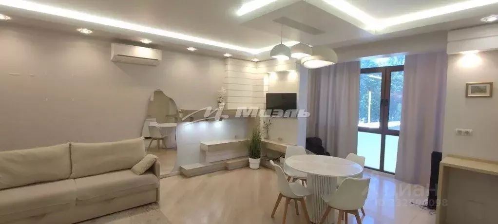 2-к кв. Крым, Симферополь ул. Эскадронная, 6А (91.4 м) - Фото 2