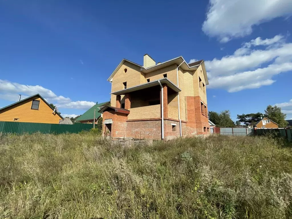 Дом в Калужская область, Дзержинский муниципальный округ, Дворцы ... - Фото 1