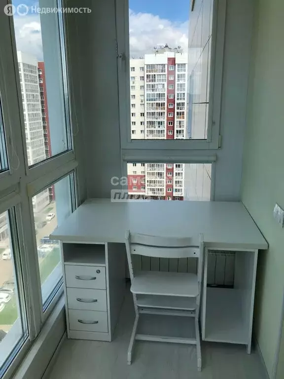 2-комнатная квартира: Иркутск, Верхняя набережная, 165/1 (64.4 м) - Фото 2