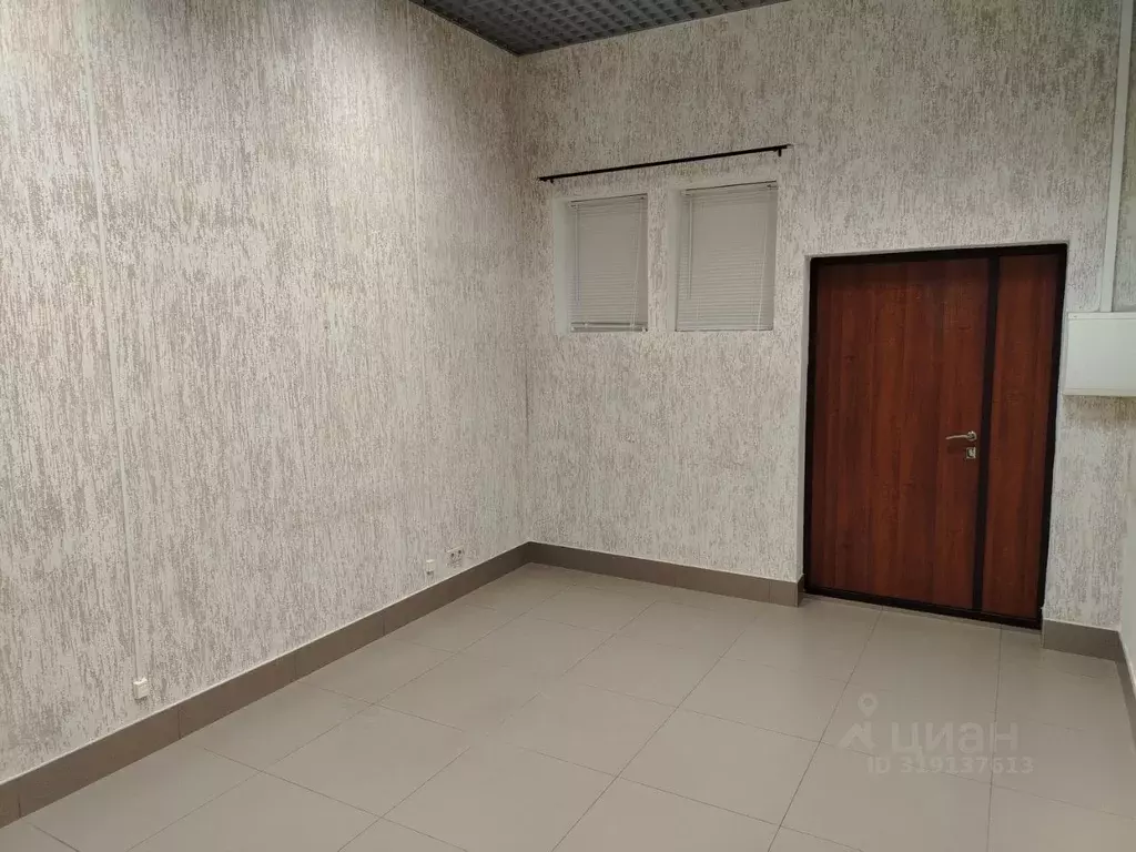 Офис в Воронежская область, Воронеж ул. Фридриха Энгельса, 64а (17 м) - Фото 1