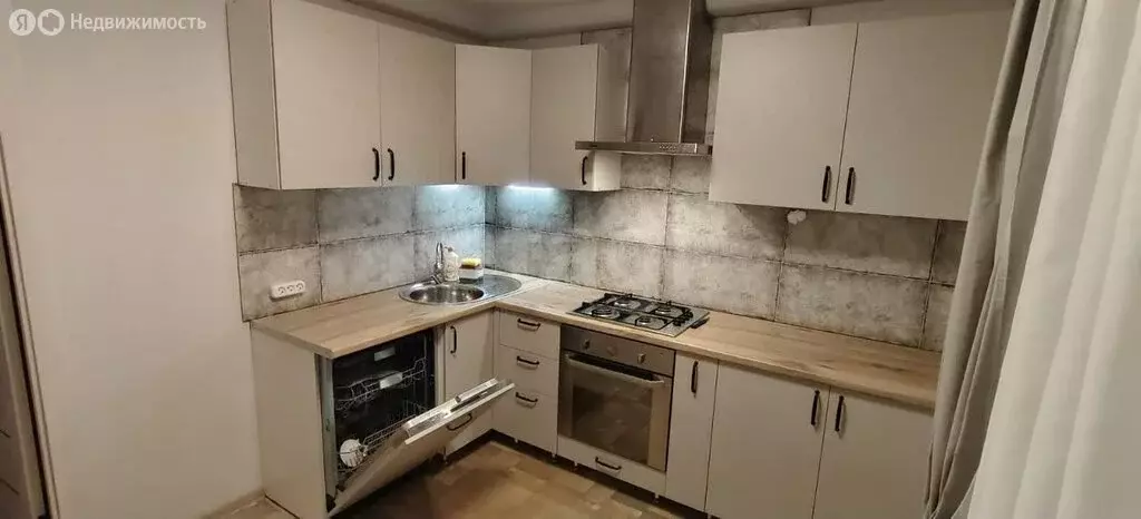 2-комнатная квартира: Ухта, Интернациональная улица, 19 (49.8 м) - Фото 1