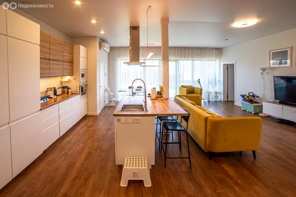 Дом в Ропшинское сельское поселение, коттеджный посёлок На речке, ... - Фото 2