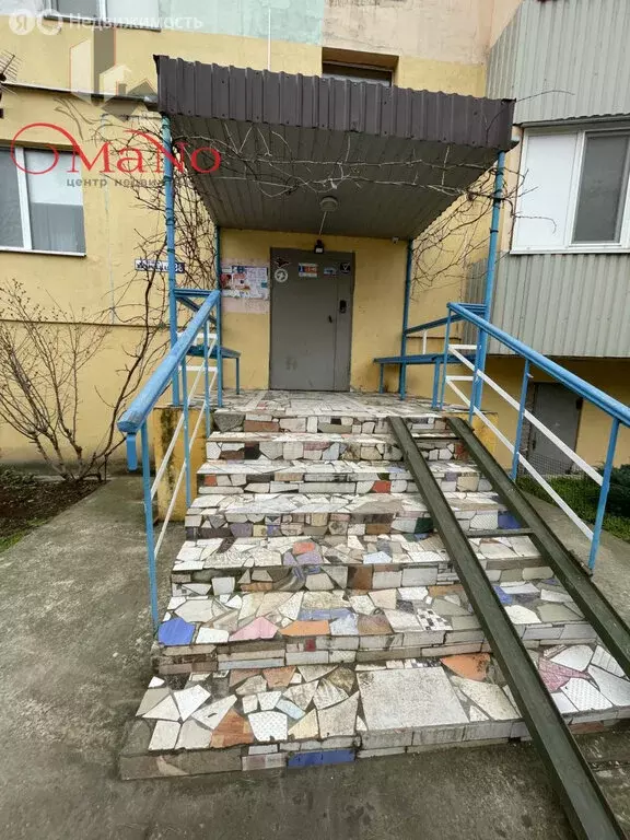 3-комнатная квартира: Феодосия, Симферопольское шоссе, 24Е (93.6 м) - Фото 1