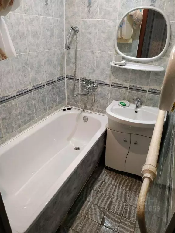 3-к кв. Башкортостан, Уфа Интернациональная ул., 181/2 (65.0 м) - Фото 2