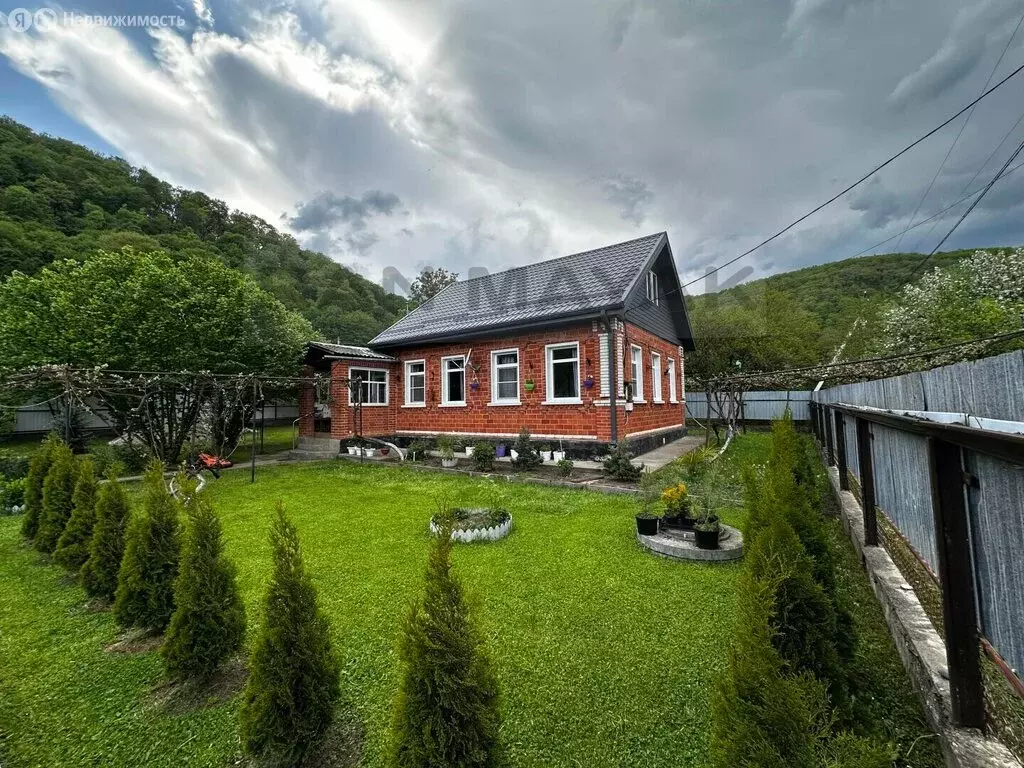Дом в посёлок Каменномостский, улица Белинского, 50 (46.5 м) - Фото 1
