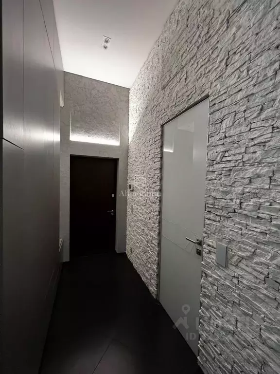 3-к кв. Московская область, Красногорск городской округ, Отрадное пгт ... - Фото 2