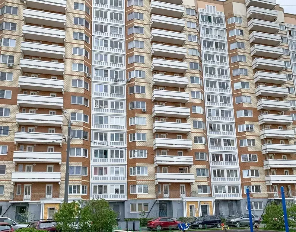 2-к кв. Московская область, Домодедово Южный мкр, ул. Курыжова, 26к1 ... - Фото 0