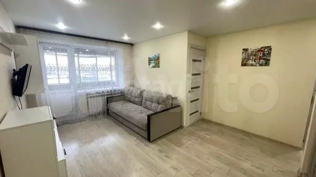 1-к. квартира, 31 м, 5/5 эт. - Фото 0