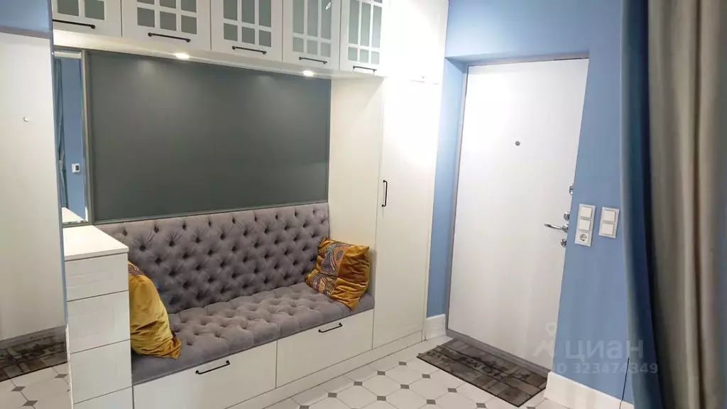 3-к кв. Свердловская область, Екатеринбург ул. Машинная, 44к1 (80.0 м) - Фото 0