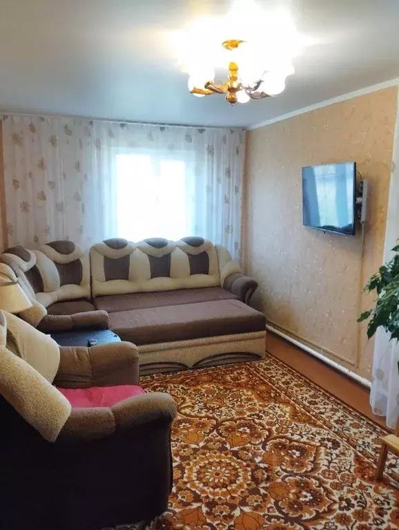 Дом в Орловская область, Свердловский район, Змиевка городское ... - Фото 1