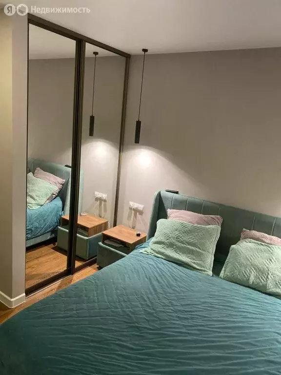 3-комнатная квартира: Саратов, улица имени В.Н. Симбирцева, 44 (98 м) - Фото 1