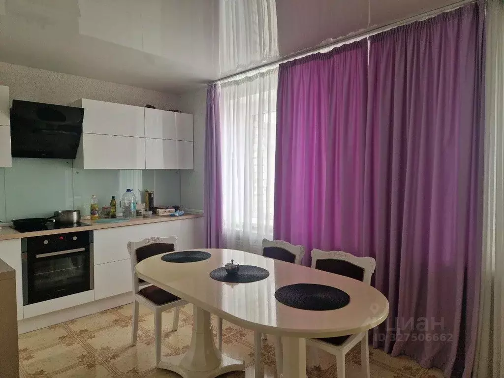 2-к кв. Волгоградская область, Волгоград ул. Землячки, 27Д (79.1 м) - Фото 2