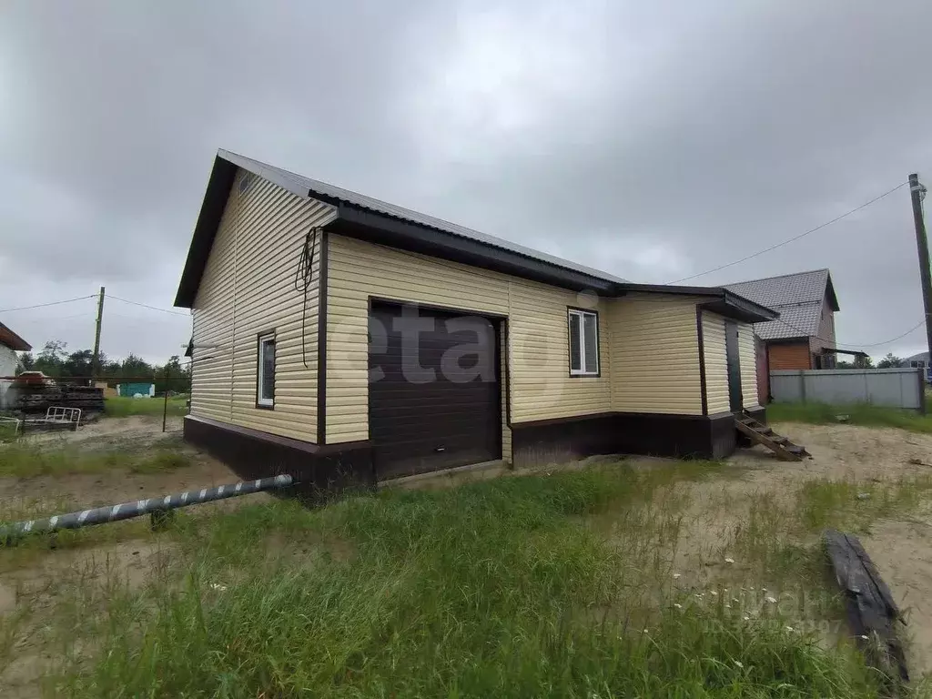 Дом в Ямало-Ненецкий АО, Тарко-Сале Пуровский район, ул. 50 лет Ямала, ... - Фото 1