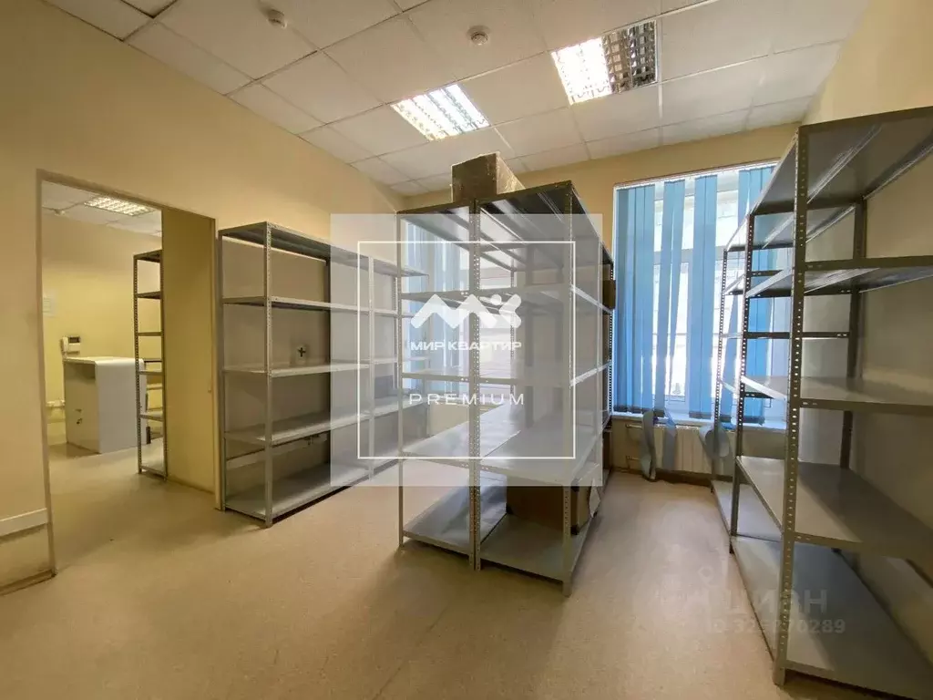 Помещение свободного назначения в Санкт-Петербург Вознесенский просп., ... - Фото 1